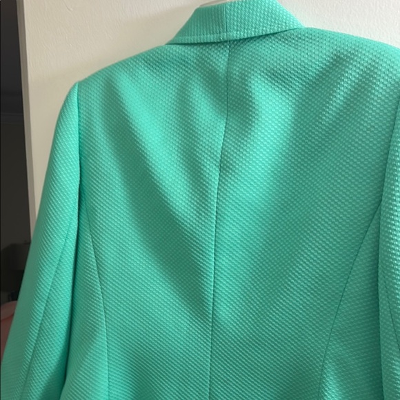 Evan Picone Women's Teal Suit - Picture 5 of 5